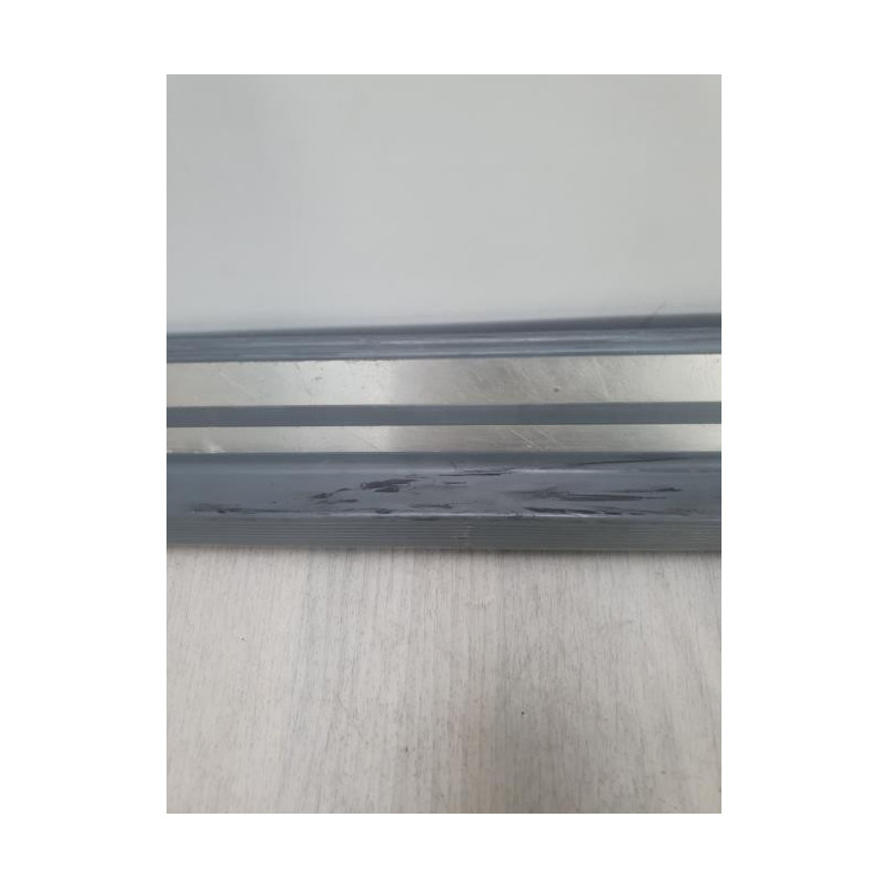 Baguette de porte avant gauche MERCEDES 300 W124 PHASE 1 d’occasion