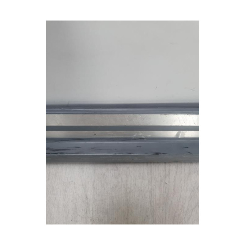 Baguette de porte avant gauche MERCEDES 300 W124 PHASE 1 d’occasion