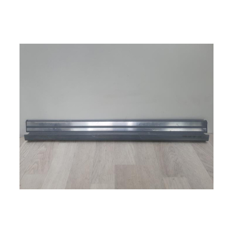Baguette de porte avant droite MERCEDES 300 W124 PHASE 1 d’occasion