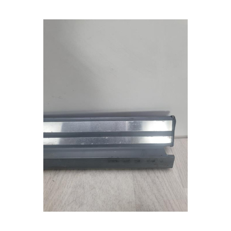 Baguette de porte avant droite MERCEDES 300 W124 PHASE 1 d’occasion