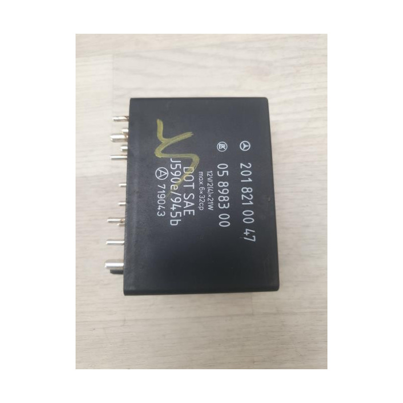 Relais electrique MERCEDES 300 W124 PHASE 1 d’occasion