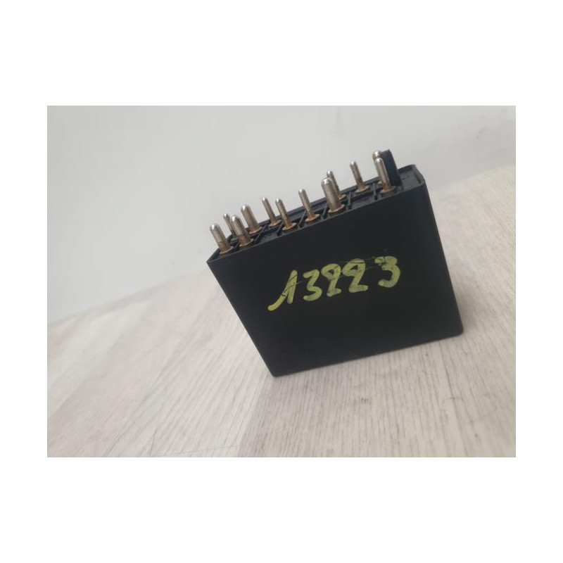 Relais electrique MERCEDES 300 W124 PHASE 1 d’occasion