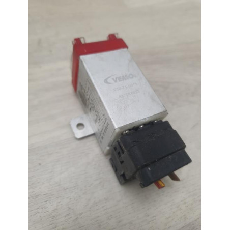 Relais electrique MERCEDES 300 W124 PHASE 1 d’occasion