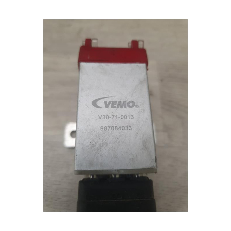 Relais electrique MERCEDES 300 W124 PHASE 1 d’occasion
