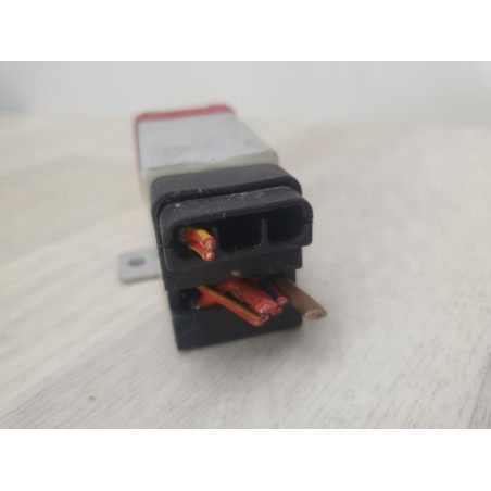 Relais electrique MERCEDES 300 W124 PHASE 1 d’occasion
