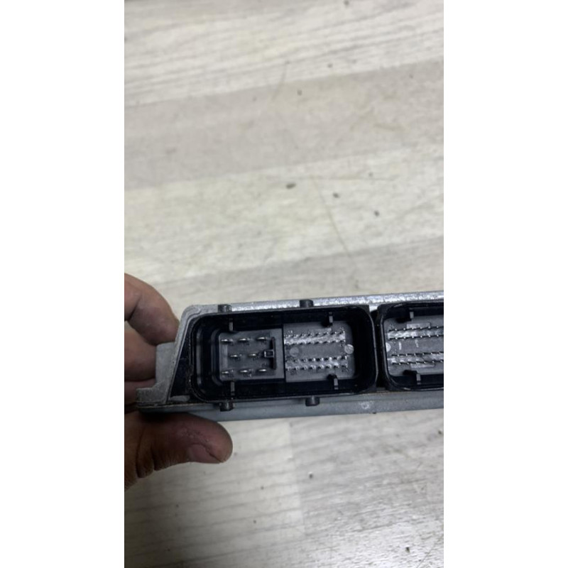 Calculateur moteur VOLKSWAGEN POLO 5 PHASE 1 d’occasion