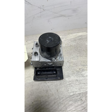 Bloc ABS (freins anti-blocage) VOLKSWAGEN POLO 5 PHASE 1 d’occasion