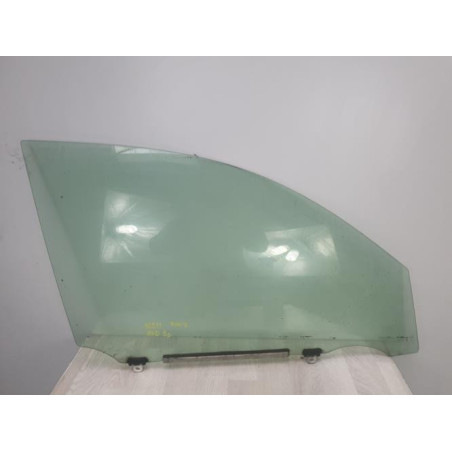 Vitre avant droit TOYOTA RAV4 3 PHASE 1 d’occasion