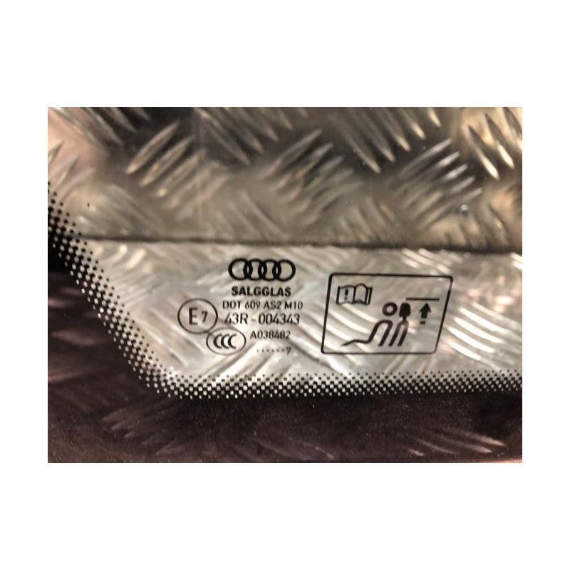 Custode arriere gauche AUDI A6 4 AVANT PHASE 2 BREAK d’occasion