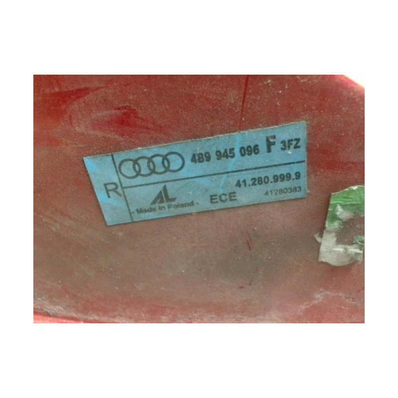 Feu arriere principal droit (feux) AUDI A6 2 AVANT PHASE 2 BREAK d’occasion