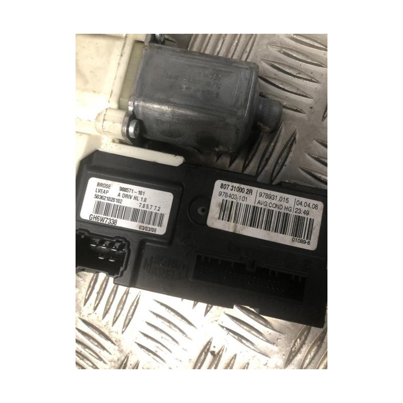 Leve vitre electrique avant gauche RENAULT LAGUNA 3 PHASE 1 d’occasion