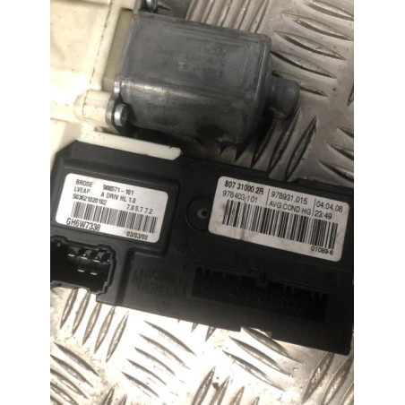 Leve vitre electrique avant gauche RENAULT LAGUNA 3 PHASE 1 d’occasion