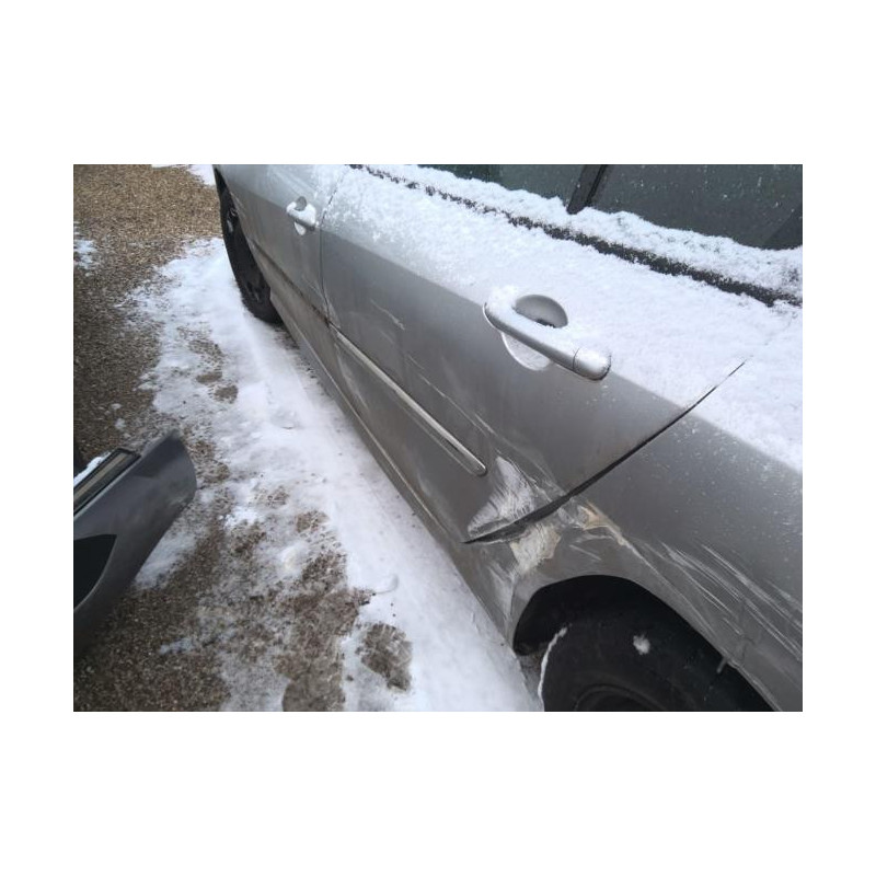 Leve vitre electrique avant droit RENAULT LAGUNA 3 PHASE 1 d’occasion