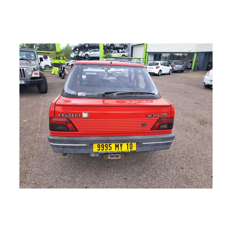 Cric PEUGEOT 309 PHASE 2 d’occasion