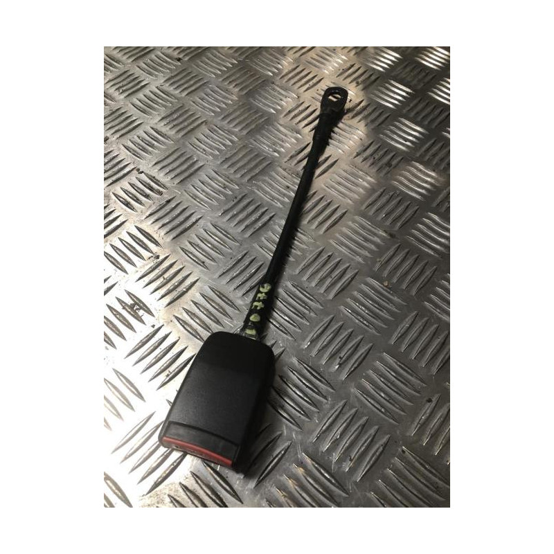 Attache ceinture avant droit CITROEN C15 d’occasion