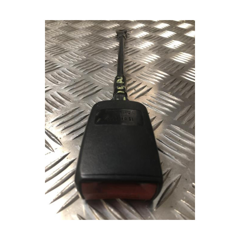 Attache ceinture avant droit CITROEN C15 d’occasion