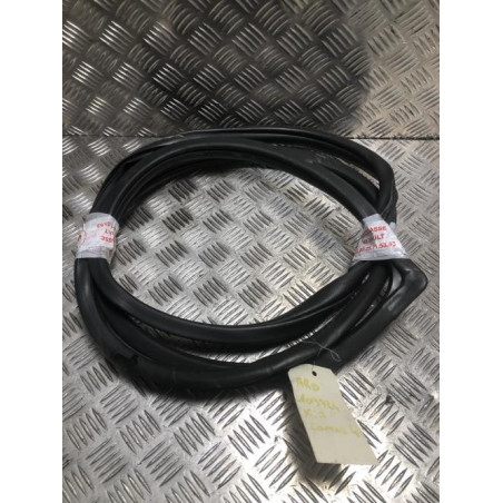Joint de porte arriere droite KIA CARENS 4 PHASE 1 d’occasion