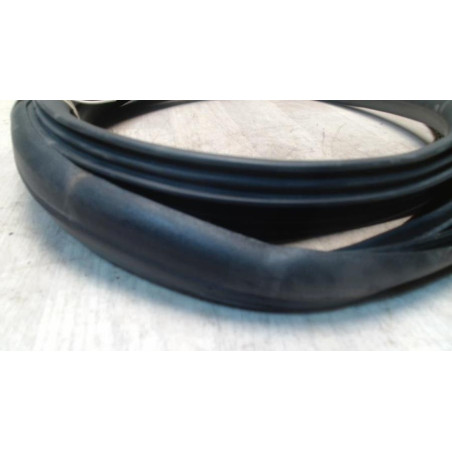 Joint de porte arriere gauche VOLVO C 30 PHASE 1 d’occasion