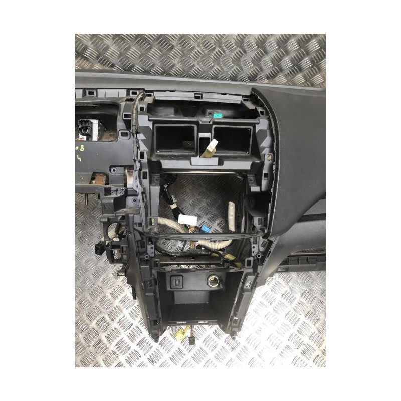Tableau de bord SUZUKI SWIFT 4 d’occasion