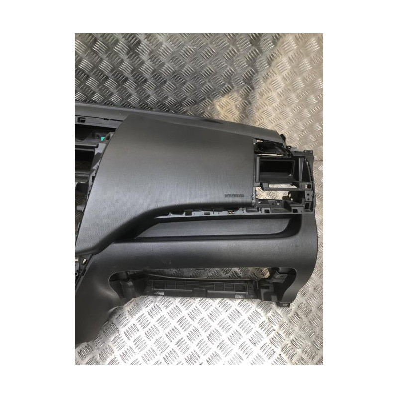 Tableau de bord SUZUKI SWIFT 4 d’occasion