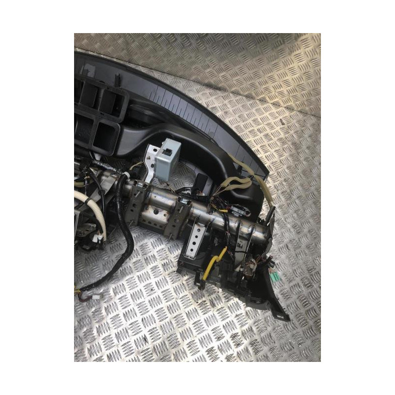 Tableau de bord SUZUKI SWIFT 4 d’occasion