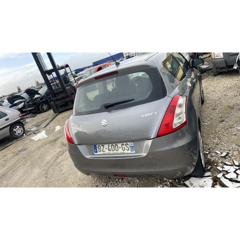 Feu arriere principal droit (feux) SUZUKI SWIFT 4 d’occasion