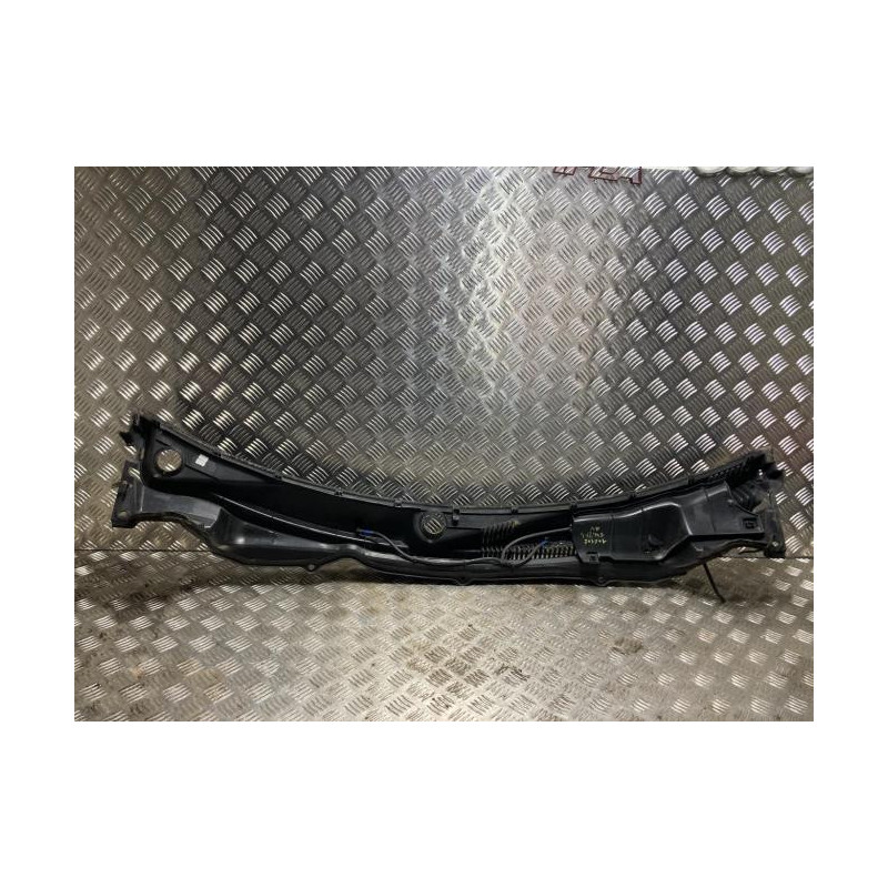 Baie de pare brise SUZUKI SWIFT 4 d’occasion