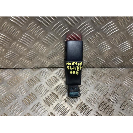 Attache ceinture arriere droit SUZUKI SWIFT 4 d’occasion
