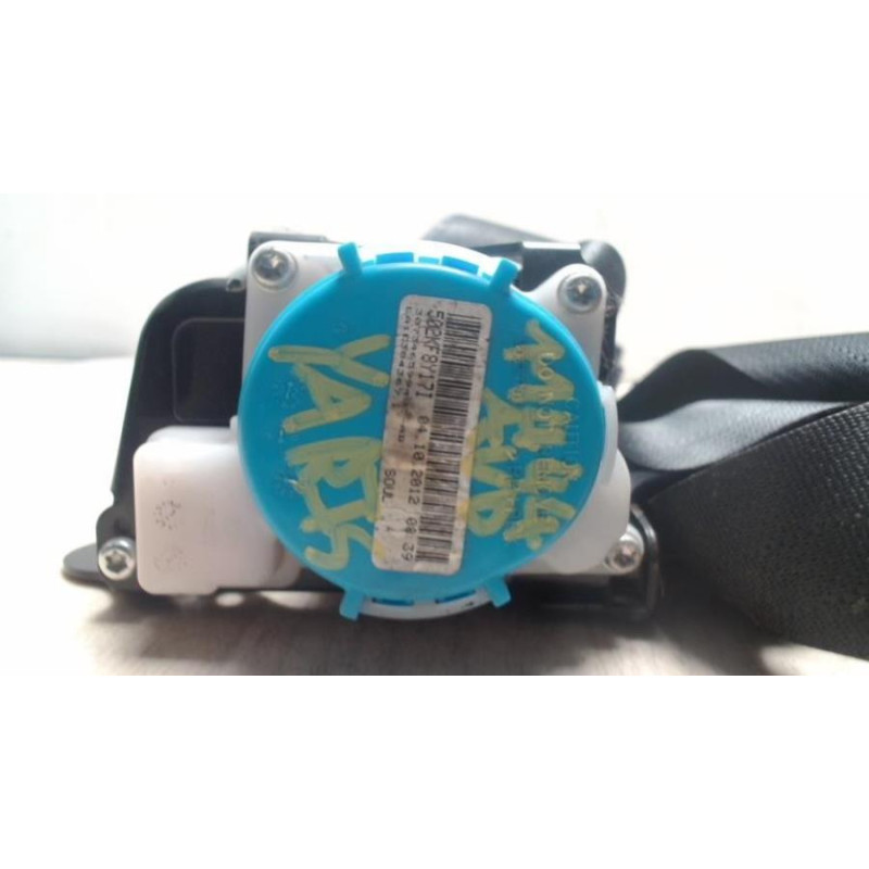 Ceinture avant droit TOYOTA YARIS 3 PHASE 1 d’occasion