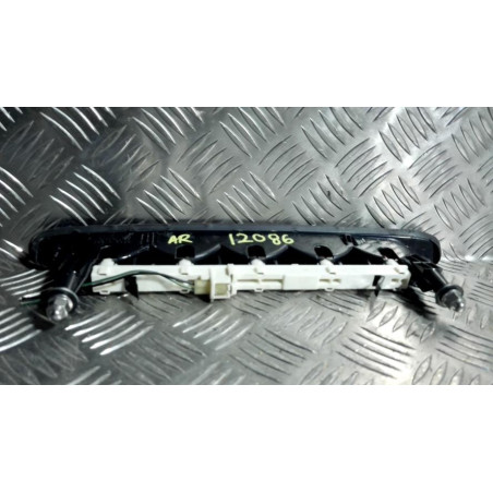 Feu arriere stop central SUZUKI SWIFT 3 d’occasion