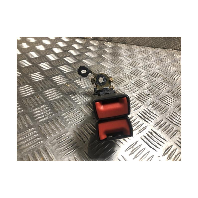 Attache ceinture arriere centrale VOLKSWAGEN GOLF 7 PHASE 1 d’occasion