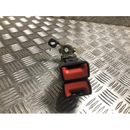 Attache ceinture arriere centrale VOLKSWAGEN GOLF 7 PHASE 1 d’occasion