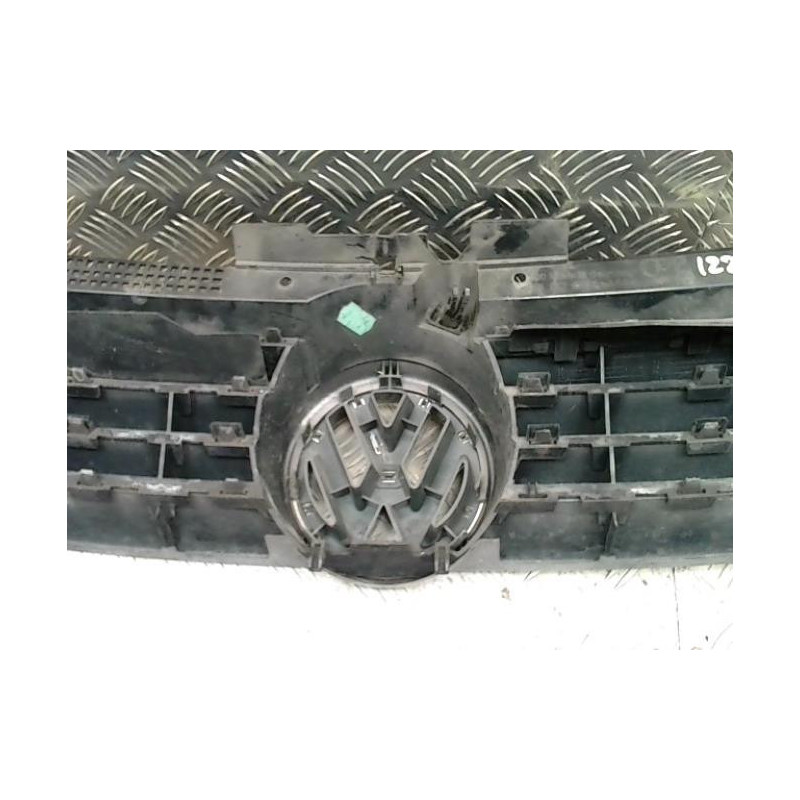 Calandre VOLKSWAGEN BORA d’occasion