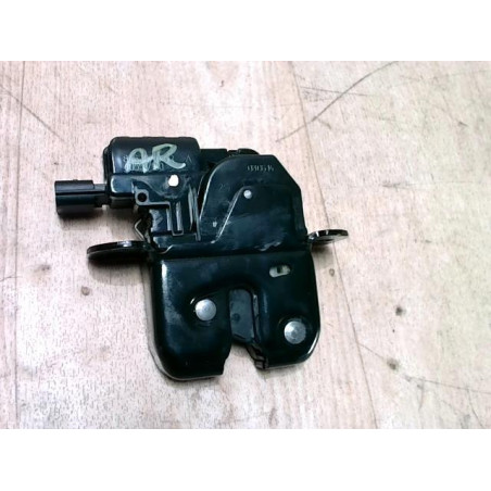 Serrure de hayon RENAULT CLIO 4 PHASE 1 d’occasion