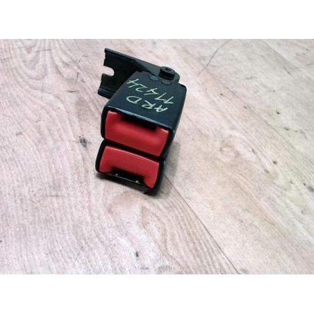 Attache ceinture avant droit FORD FIESTA 6 PHASE 1 d’occasion