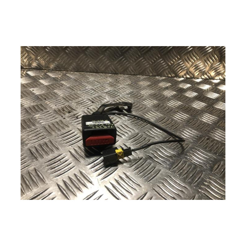 Attache ceinture arriere centrale CITROEN C4 PICASSO 2 PHASE 2 d’occasion
