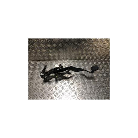 Pedale de frein SUZUKI SWIFT 4 d’occasion