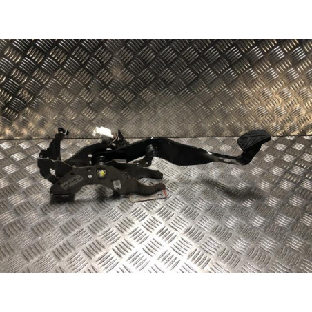 Pedale de frein SUZUKI SWIFT 4 d’occasion