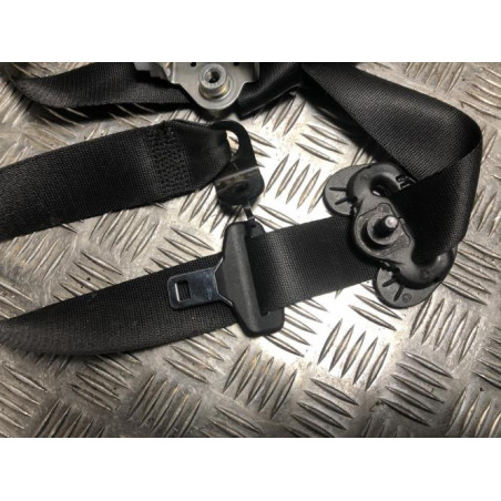 Ceinture avant droit BMW SERIE 1 F21 PHASE 2 d’occasion