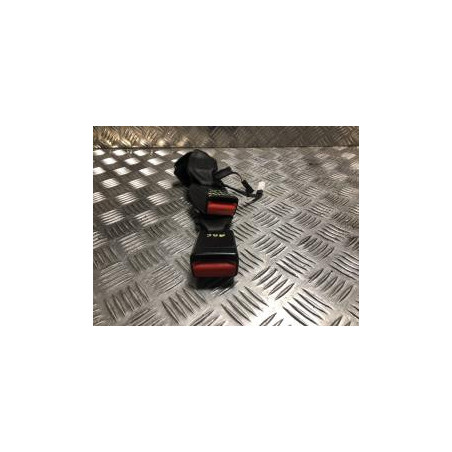 Attache ceinture arriere droit BMW SERIE 1 F21 PHASE 2 d’occasion