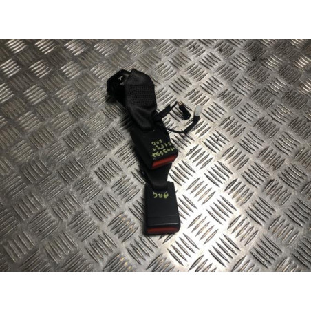 Attache ceinture arriere droit BMW SERIE 1 F21 PHASE 2 d’occasion