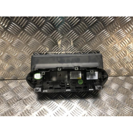 Ecran GPS PEUGEOT 208 2 d’occasion