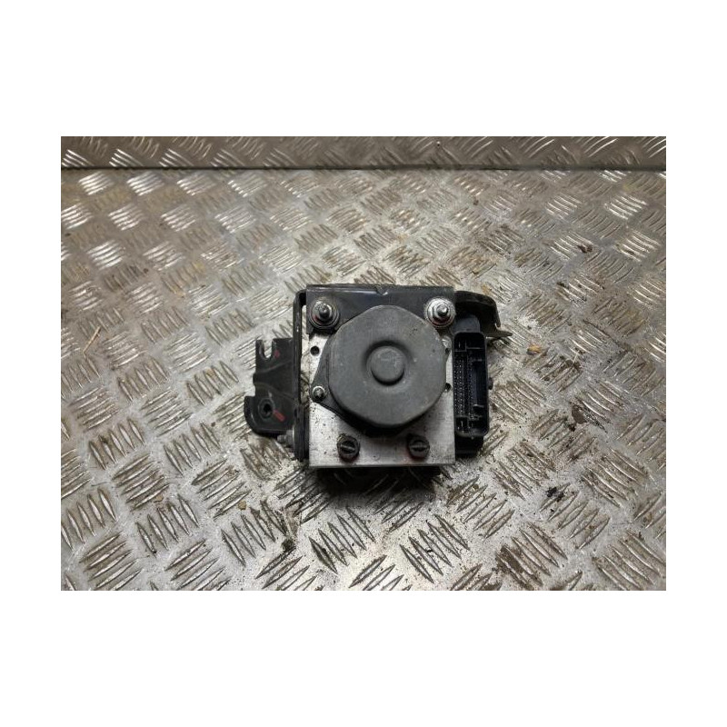 Bloc ABS (freins anti-blocage) SUZUKI SWIFT 4 d’occasion