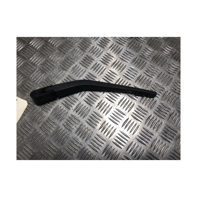 Bras essuie glace arriere BMW SERIE 1 F21 PHASE 2 d’occasion