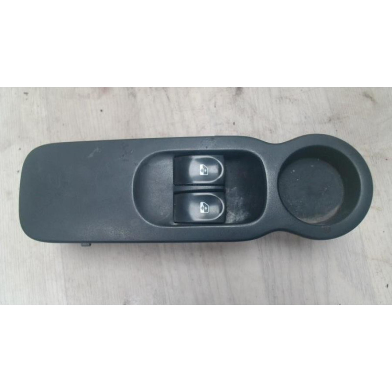 Interrupteur de leve vitre avant gauche RENAULT MODUS PHASE 1 d’occasion