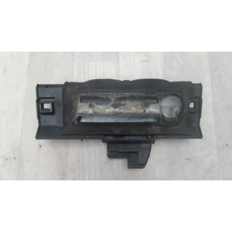 Poignee porte coffre PEUGEOT 206 PHASE 1 d’occasion