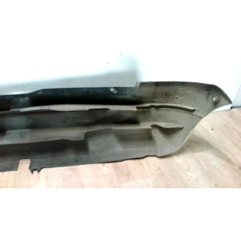 Pare choc arriere RENAULT TWINGO 1 PHASE 3 d’occasion