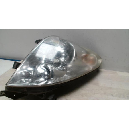 Optique avant principal droit (feux)(phare) TOYOTA COROLLA VERSO 2 PHASE 1 d’occasion