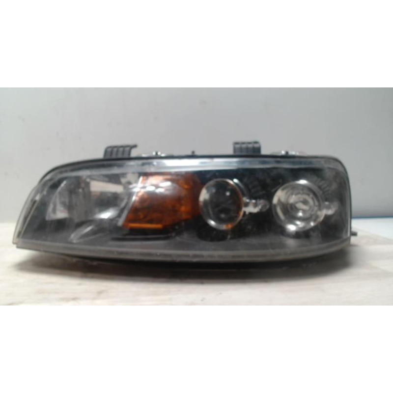 Optique avant principal gauche (feux)(phare) FIAT PUNTO 2 PHASE 1 d’occasion