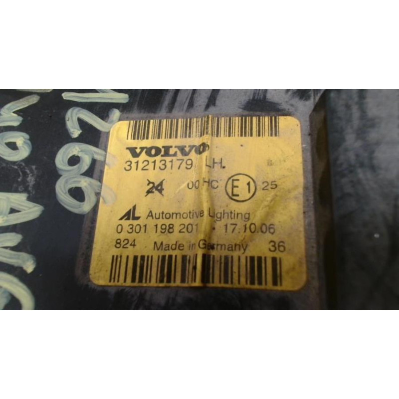 Optique avant principal gauche (feux)(phare) VOLVO S 40 2 PHASE 1 d’occasion
